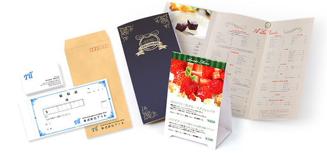 印刷物各種 / 大まかなご希望をお聞かせいただければお見積もりいたします。 / ポスター、中吊り広告、飲食店メニュー、各種カード、パンフレット、リーフレット、オフィス用品、Tシャツプリント、ステッカー、etc.デザイン全般、印刷物全般、よろず承ります。